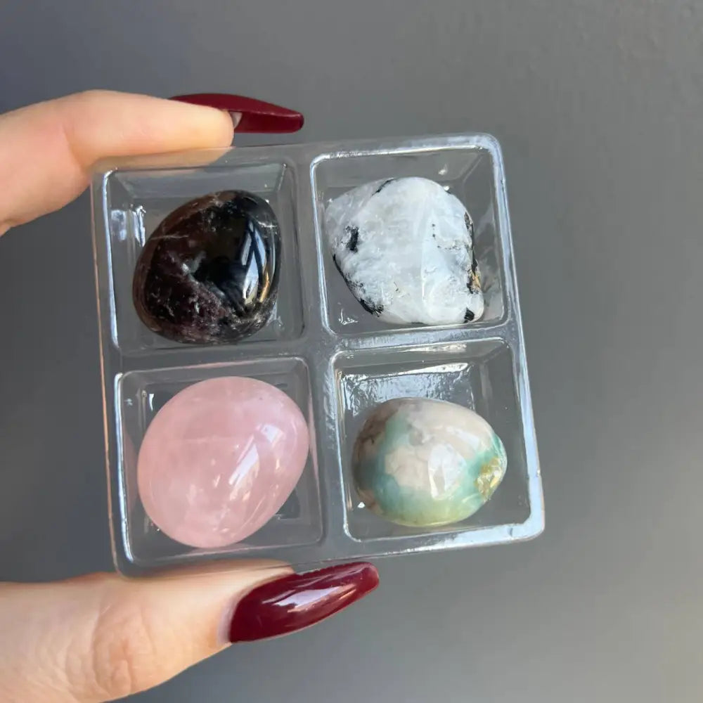 4-compartment crystal set with rose quartz, black obsidian, white calcite, garnet, moonstone, and agate