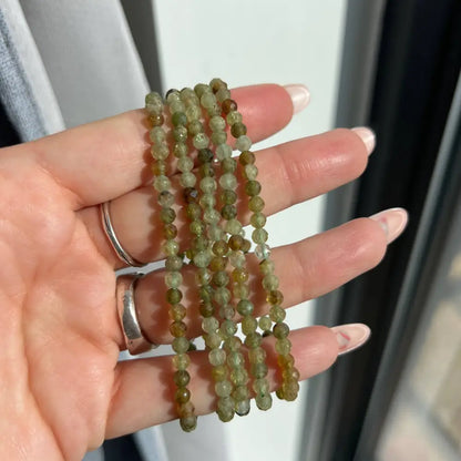 Green Garnet faceted crystal beaded stretch bracelet, 7 inches
