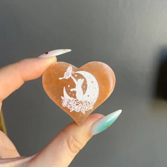 Heart-shaped selenite pendant with cat on moon etching