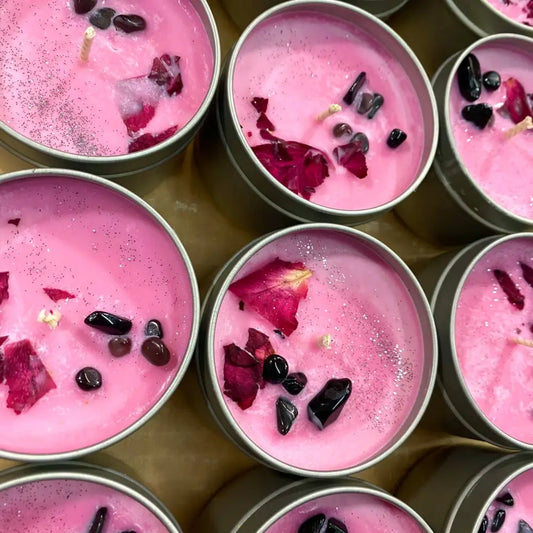 Pink rose petal candle in 4oz tin with black obsidian and berries