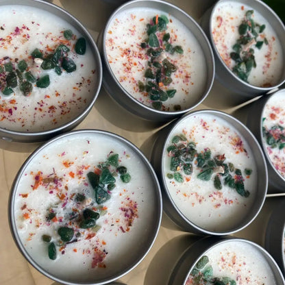 Natural soy wax candle with Fuchsite crystals in tin